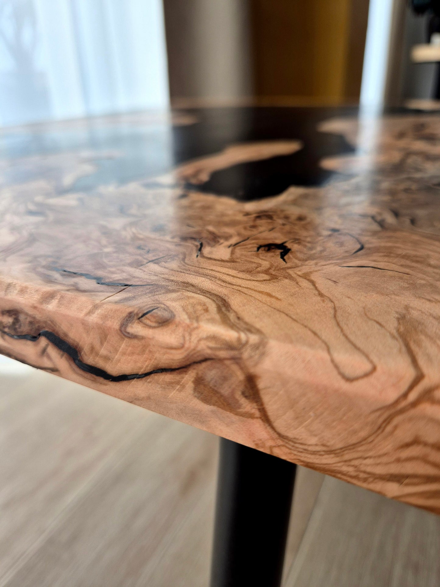 Table basse racine d'olivier