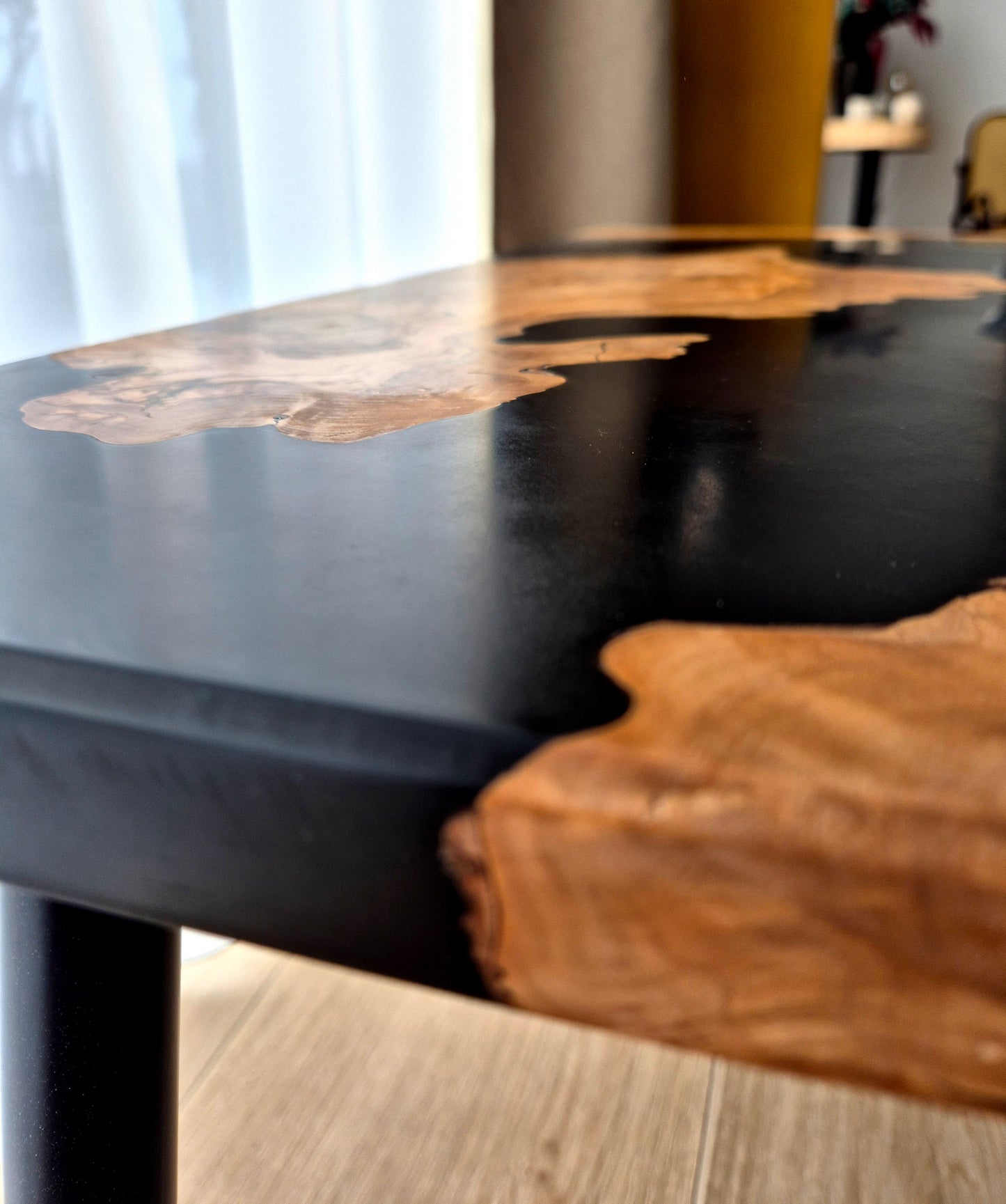 Table basse racine d'olivier