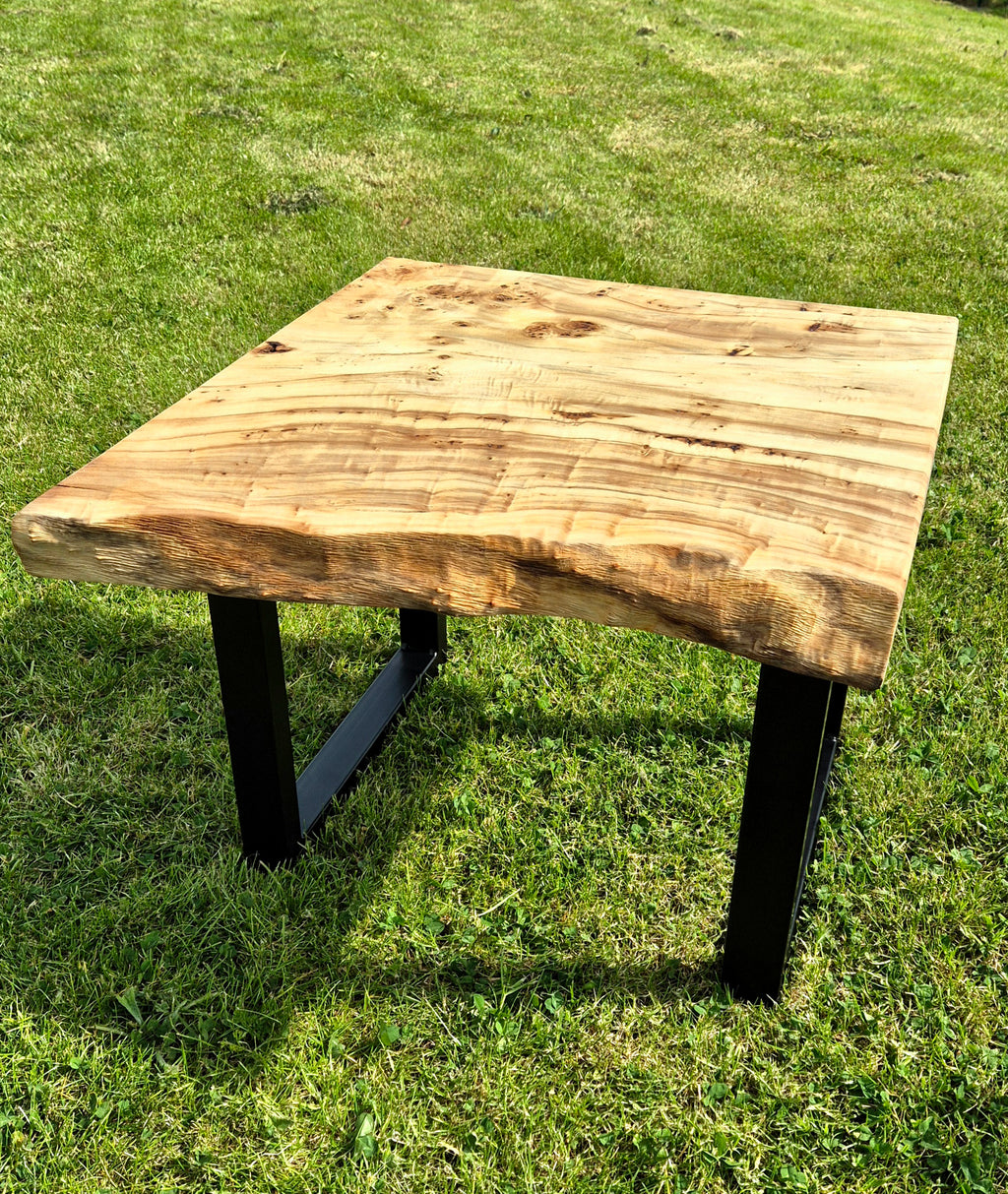 Table basse en loupe de peuplier (Poplar Burl)